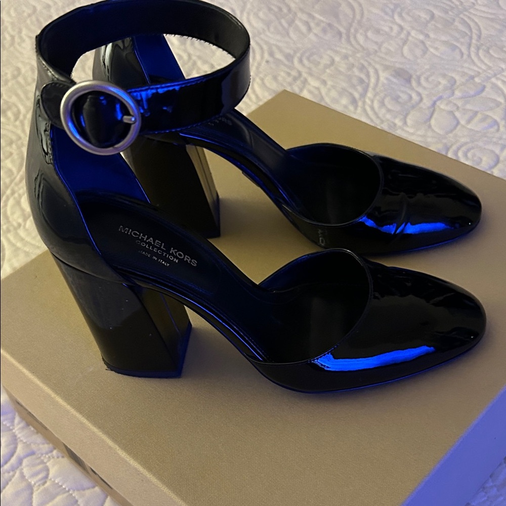 Michael Kors Shiny Black Heels with Ankle Strapmichael Kors ahees